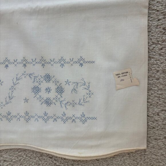 Vintage Cross Stitch unfinished Cotton Pillowcases - Picture 6 of 12